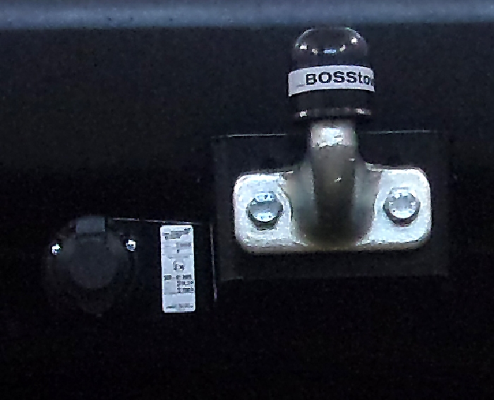 Anhängerkupplung für Mercedes-Vito W447, ohne Elektrosatzvorbereitung, Baureihe 2014-2024 starr